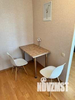 1-к квартира, посуточно, 40м2, 4/10 этаж