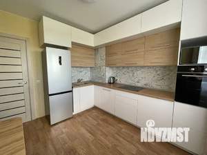 1-к квартира, посуточно, 35м2, 9/16 этаж