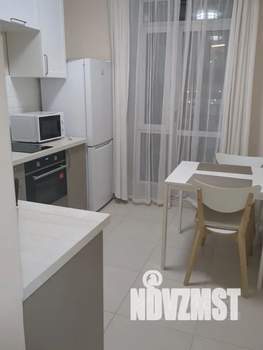 1-к квартира, посуточно, 38м2, 6/16 этаж