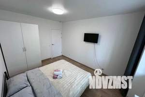 1-к квартира, посуточно, 37м2, 3/10 этаж