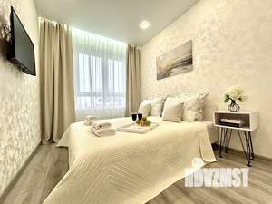 1-к квартира, посуточно, 40м2, 21/25 этаж