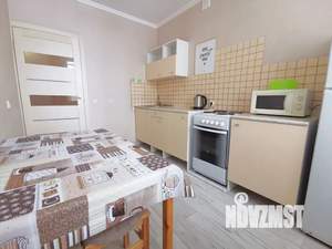 1-к квартира, посуточно, 42м2, 3/12 этаж