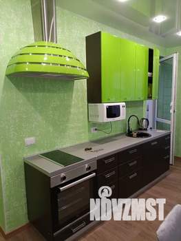 Студия квартира, посуточно, 32м2, 13/25 этаж