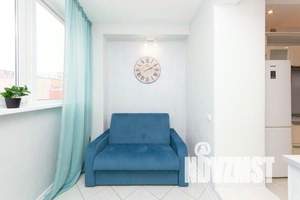 1-к квартира, посуточно, 44м2, 11/18 этаж