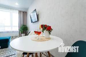 1-к квартира, посуточно, 40м2, 11/16 этаж