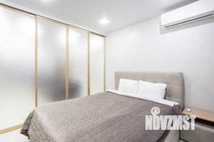 2-к квартира, посуточно, 40м2, 21/28 этаж