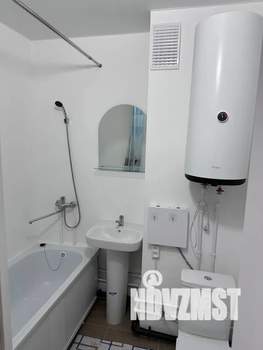 1-к квартира, посуточно, 35м2, 4/10 этаж