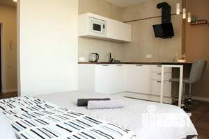 Студия квартира, посуточно, 28м2, 13/22 этаж
