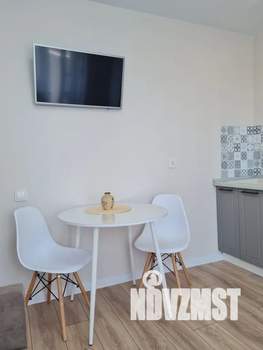 1-к квартира, посуточно, 38м2, 7/28 этаж