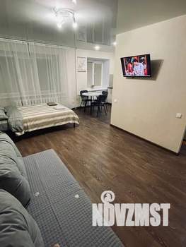 1-к квартира, посуточно, 38м2, 1/5 этаж