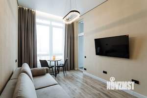 2-к квартира, посуточно, 39м2, 32/32 этаж