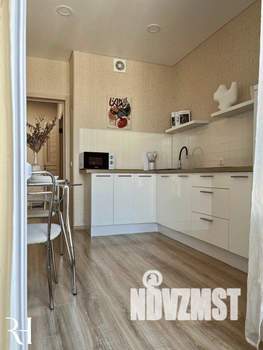 1-к квартира, посуточно, 37м2, 1/1 этаж