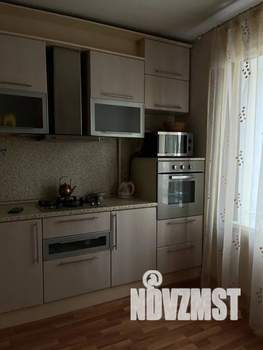 1-к квартира, посуточно, 39м2, 10/10 этаж