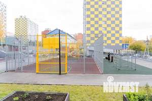 1-к квартира, посуточно, 40м2, 1/28 этаж