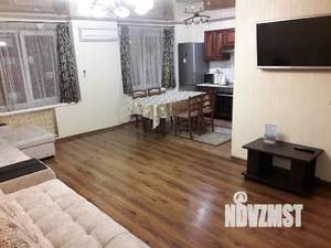 2-к квартира, посуточно, 63м2, 5/18 этаж