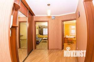 1-к квартира, посуточно, 40м2, 1/1 этаж