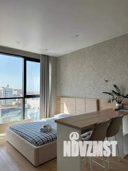 Студия квартира, посуточно, 30м2, 13/22 этаж