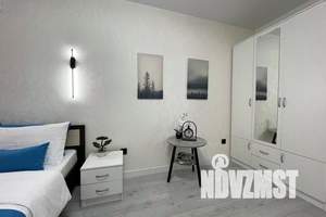 1-к квартира, посуточно, 43м2, 21/28 этаж