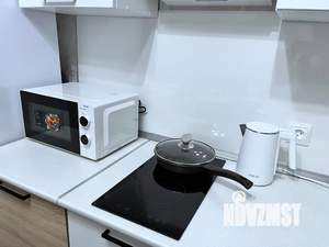 1-к квартира, посуточно, 57м2, 8/10 этаж