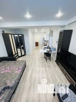 Студия квартира, посуточно, 35м2, 17/22 этаж