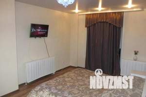 2-к квартира, посуточно, 63м2, 8/18 этаж