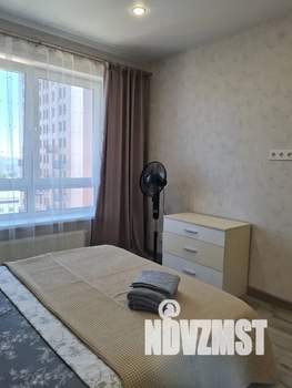 1-к квартира, посуточно, 40м2, 11/16 этаж