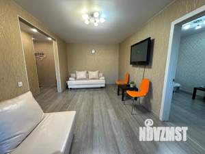 2-к квартира, посуточно, 45м2, 4/5 этаж