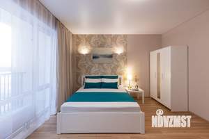 Студия квартира, посуточно, 35м2, 7/25 этаж