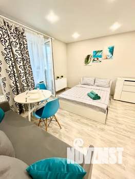 Студия квартира, посуточно, 35м2, 6/8 этаж