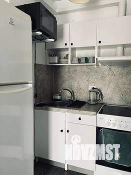 Студия квартира, посуточно, 30м2, 4/27 этаж