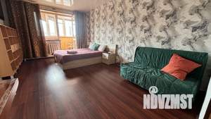 1-к квартира, посуточно, 54м2, 6/12 этаж