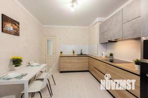 2-к квартира, посуточно, 60м2, 1/1 этаж