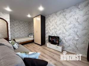 1-к квартира, посуточно, 35м2, 4/5 этаж