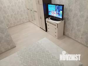 1-к квартира, посуточно, 43м2, 2/14 этаж