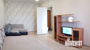 1-к квартира, посуточно, 38м2, 8/12 этаж