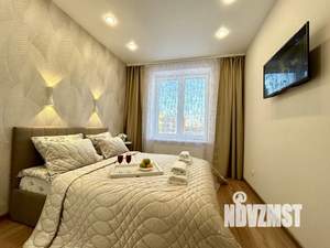 1-к квартира, посуточно, 40м2, 5/8 этаж