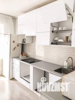 1-к квартира, посуточно, 37м2, 4/14 этаж