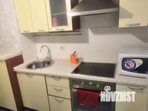 1-к квартира, посуточно, 38м2, 2/16 этаж
