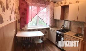 1-к квартира, посуточно, 38м2, 3/5 этаж