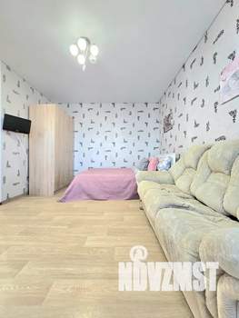 Студия квартира, посуточно, 36м2, 8/19 этаж