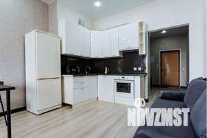 1-к квартира, посуточно, 38м2, 8/25 этаж