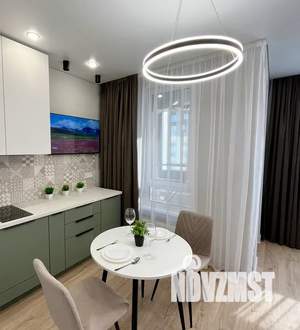 Студия квартира, посуточно, 30м2, 21/24 этаж