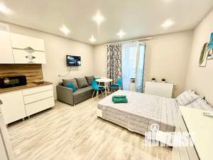 Студия квартира, посуточно, 35м2, 6/8 этаж