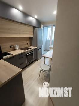 1-к квартира, посуточно, 40м2, 15/25 этаж