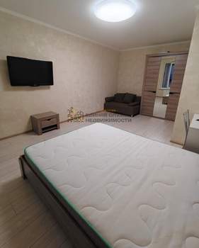 1-к квартира, на длительный срок, 38м2, 18/18 этаж