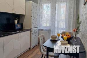 1-к квартира, посуточно, 35м2, 7/19 этаж