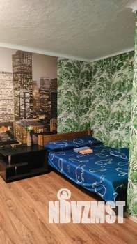 1-к квартира, посуточно, 30м2, 2/5 этаж