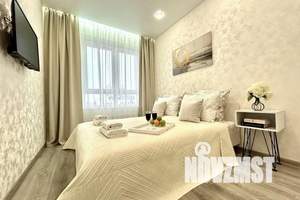 1-к квартира, посуточно, 40м2, 21/25 этаж