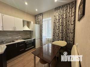 1-к квартира, посуточно, 40м2, 1/25 этаж