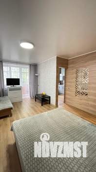 1-к квартира, посуточно, 33м2, 3/5 этаж